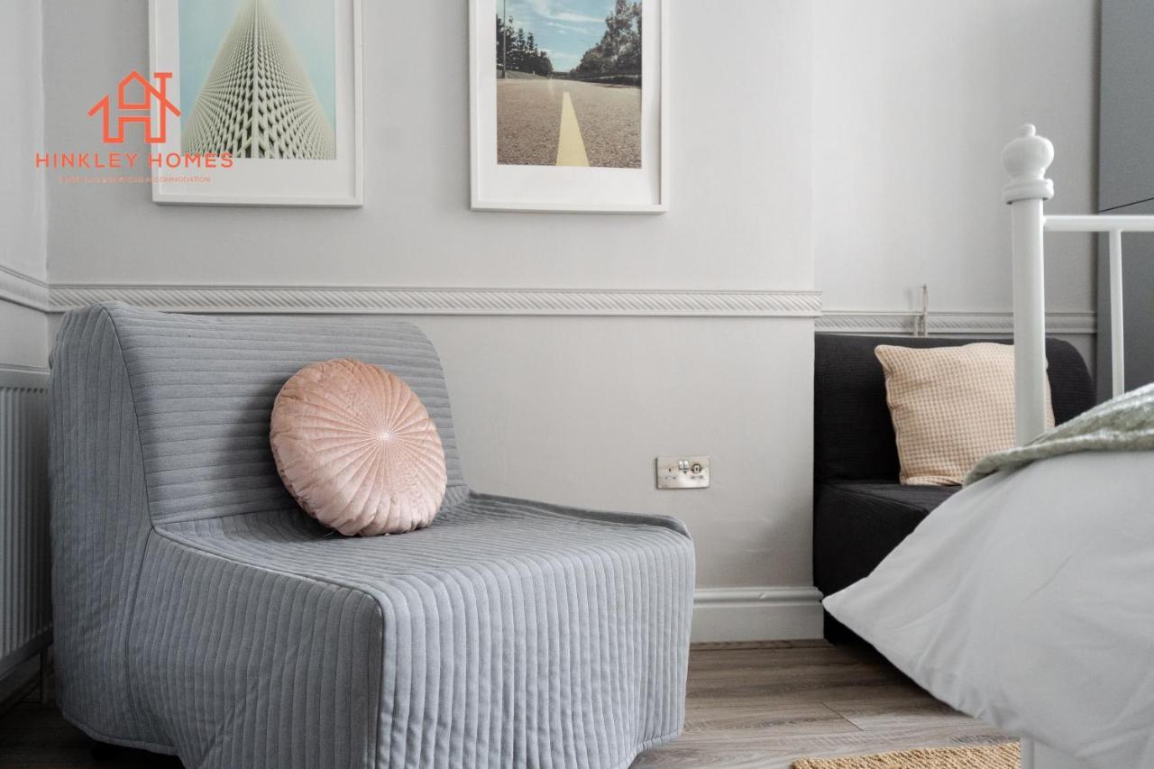 Large Centre - Georgian Townhouse- Rodney St *